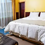 Backpackers & Hostal \